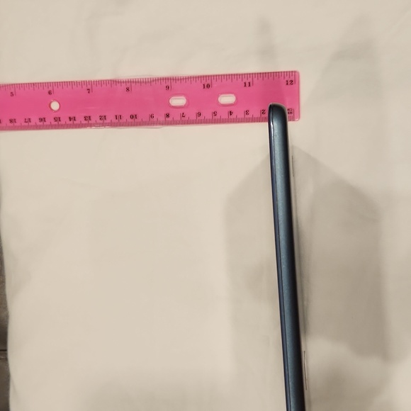 Samsung Galaxy tab A - Picture 6 of 7